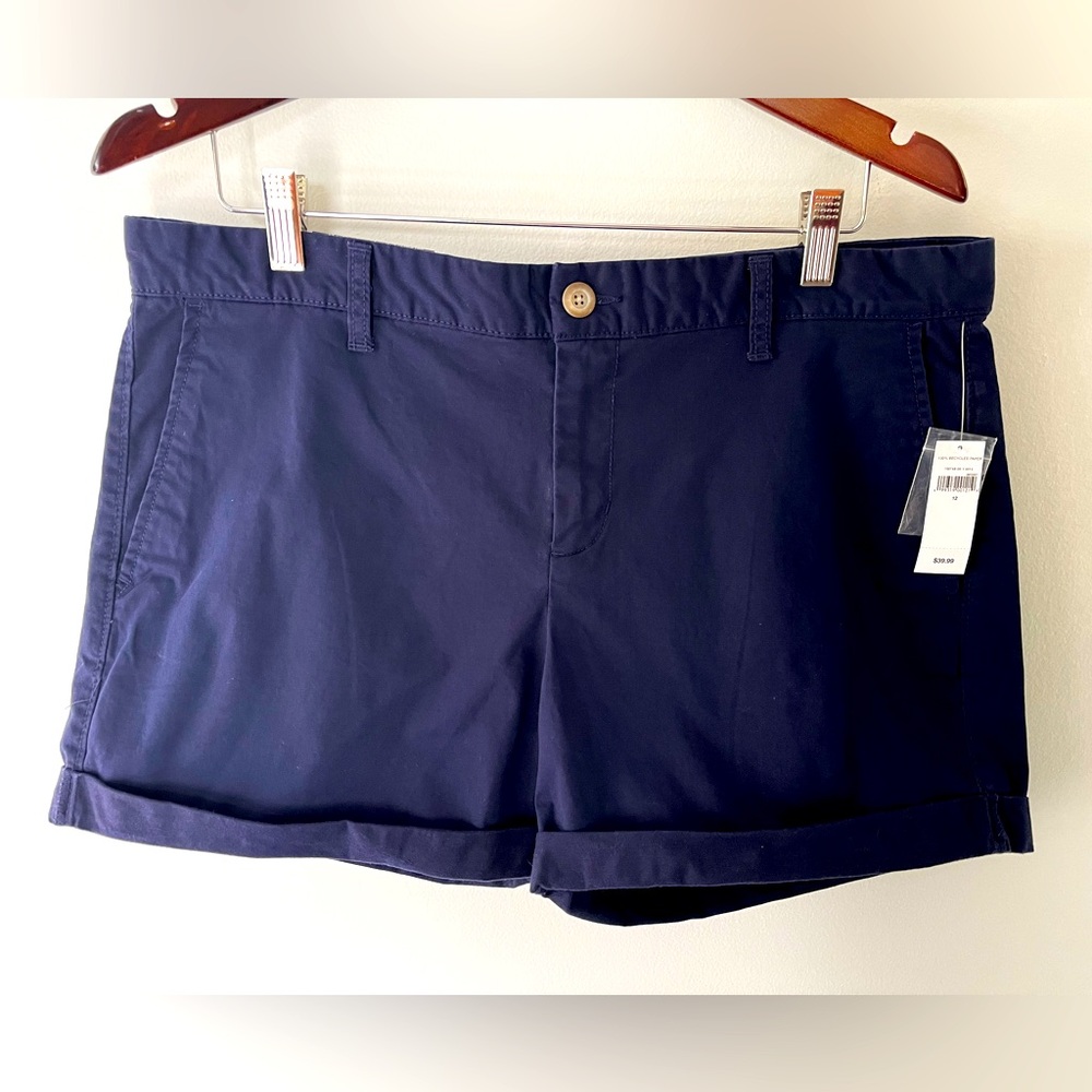 NWT Khakis by Gap Navy Rolled Hem Shorts Size 12 4” inseam